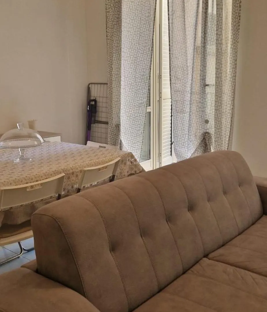 A Casa Di Tilla Naples Italy
