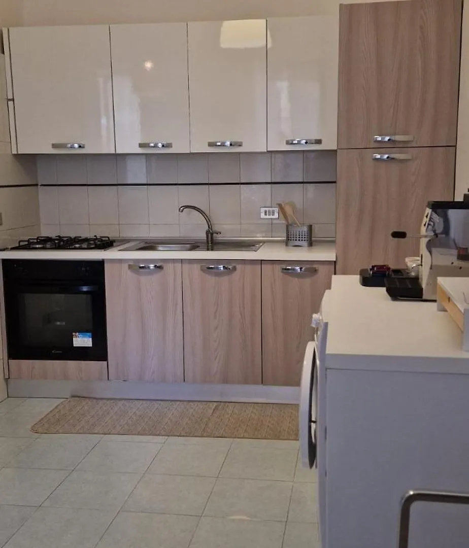 A Casa Di Tilla ナポリ 0*,  イタリア