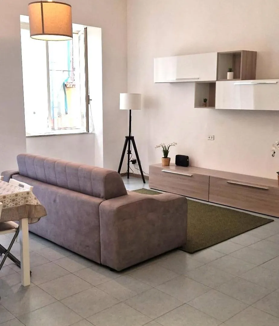 A Casa Di Tilla ナポリ アパート
