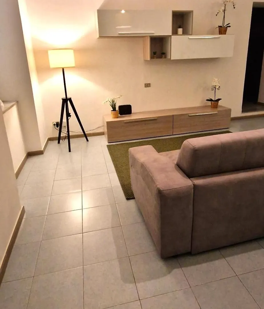 A Casa Di Tilla ナポリ アパート
